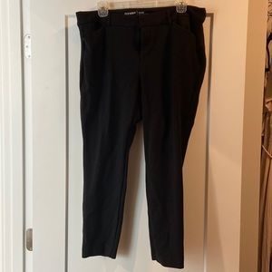 Black Pixie Pant